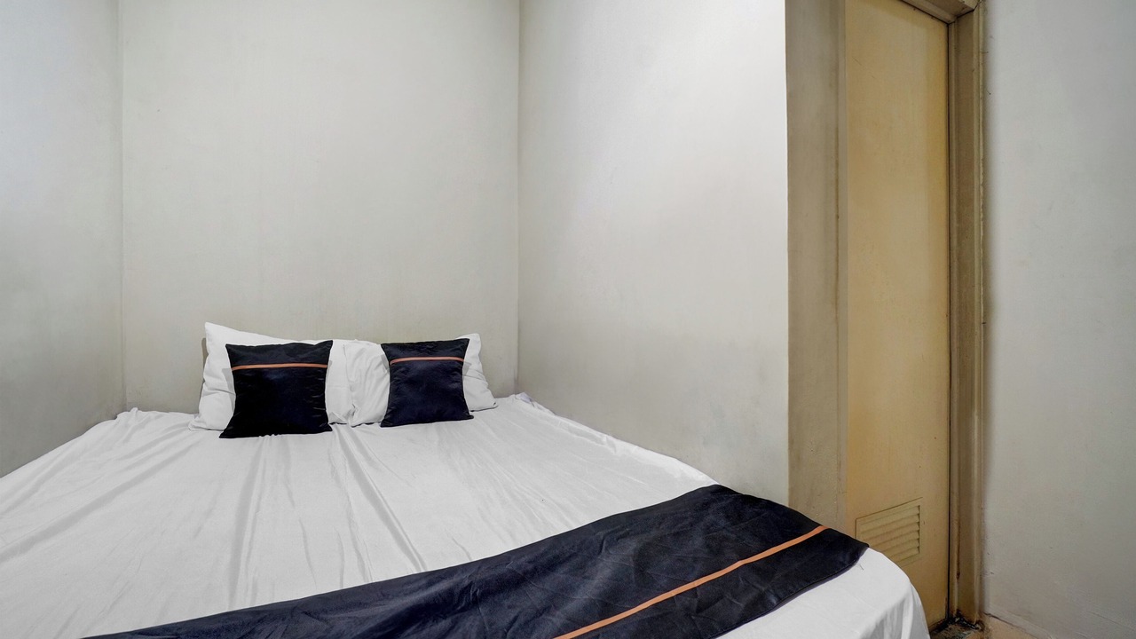 Photo of Bedroom in Old Jakarta