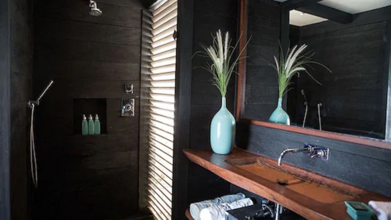 Photo of Bathroom in Uluwatu