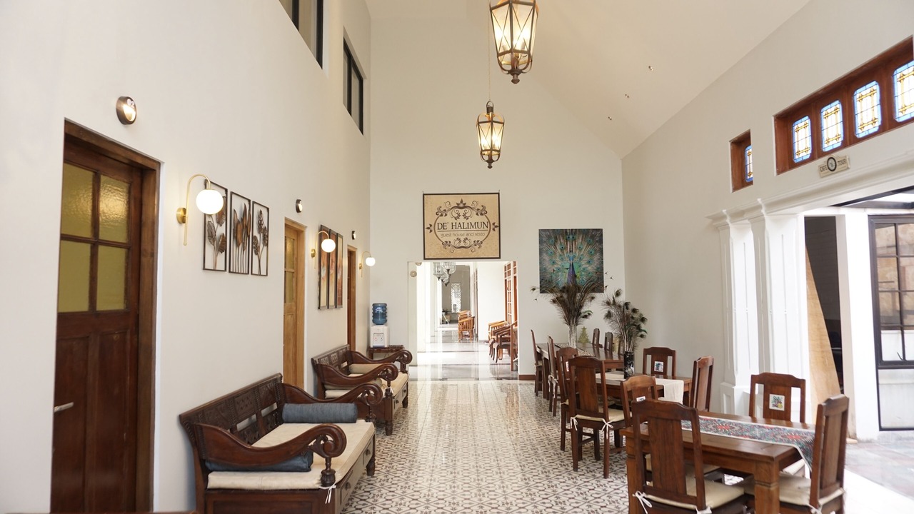 Photo of Livingroom in Malabar