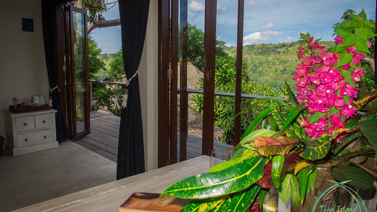 Photo of Patio Balcony in Mushroom Bay