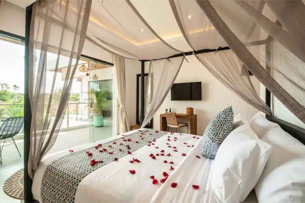 Photo of Bedroom in Drupadi