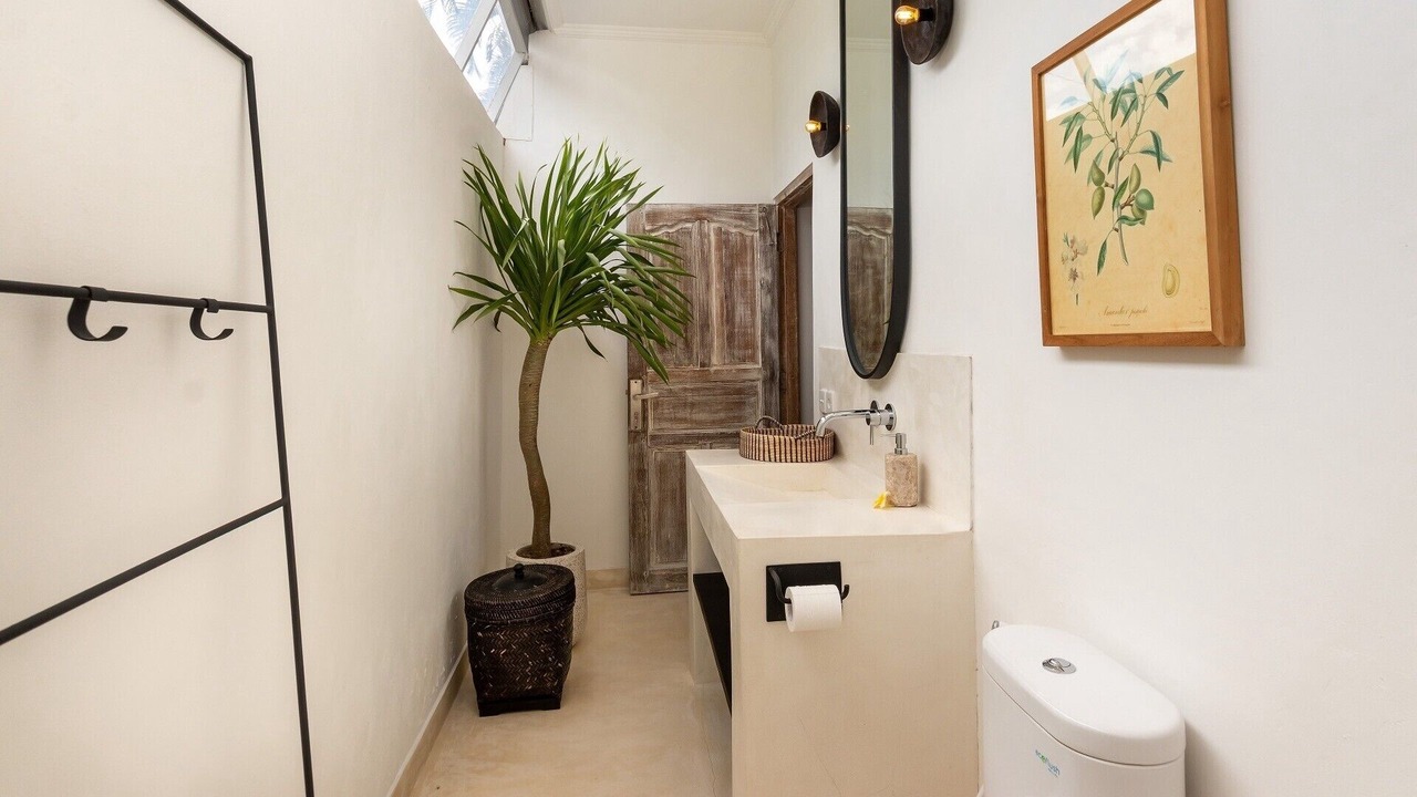 Photo of Bathroom in Drupadi