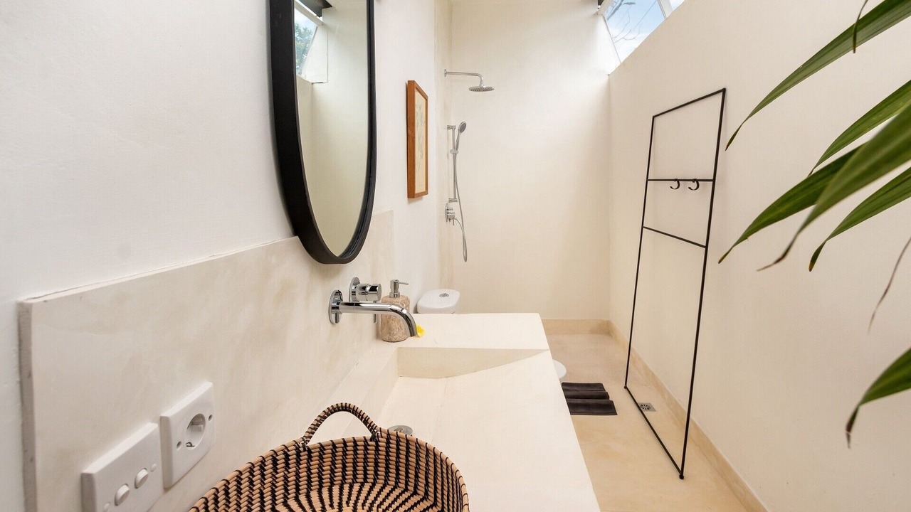 Photo of Bathroom in Drupadi