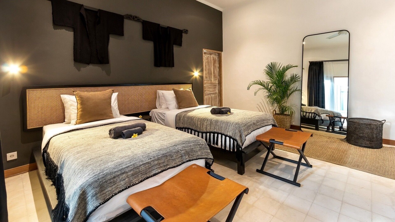 Photo of Bedroom in Drupadi