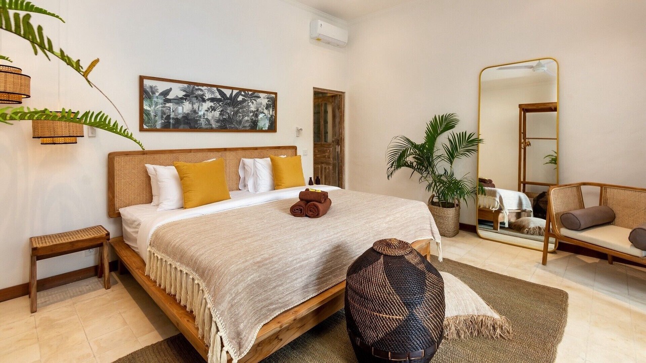 Photo of Bedroom in Drupadi
