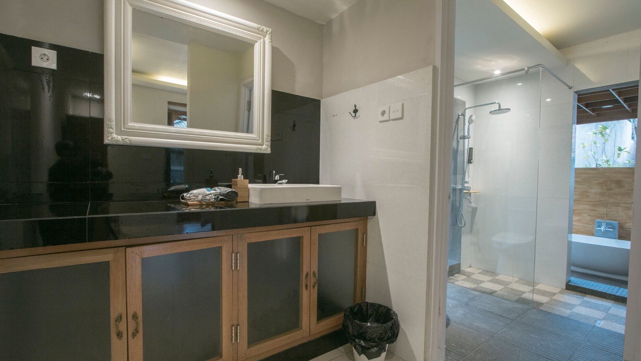 Photo of Bathroom in Kedewatan