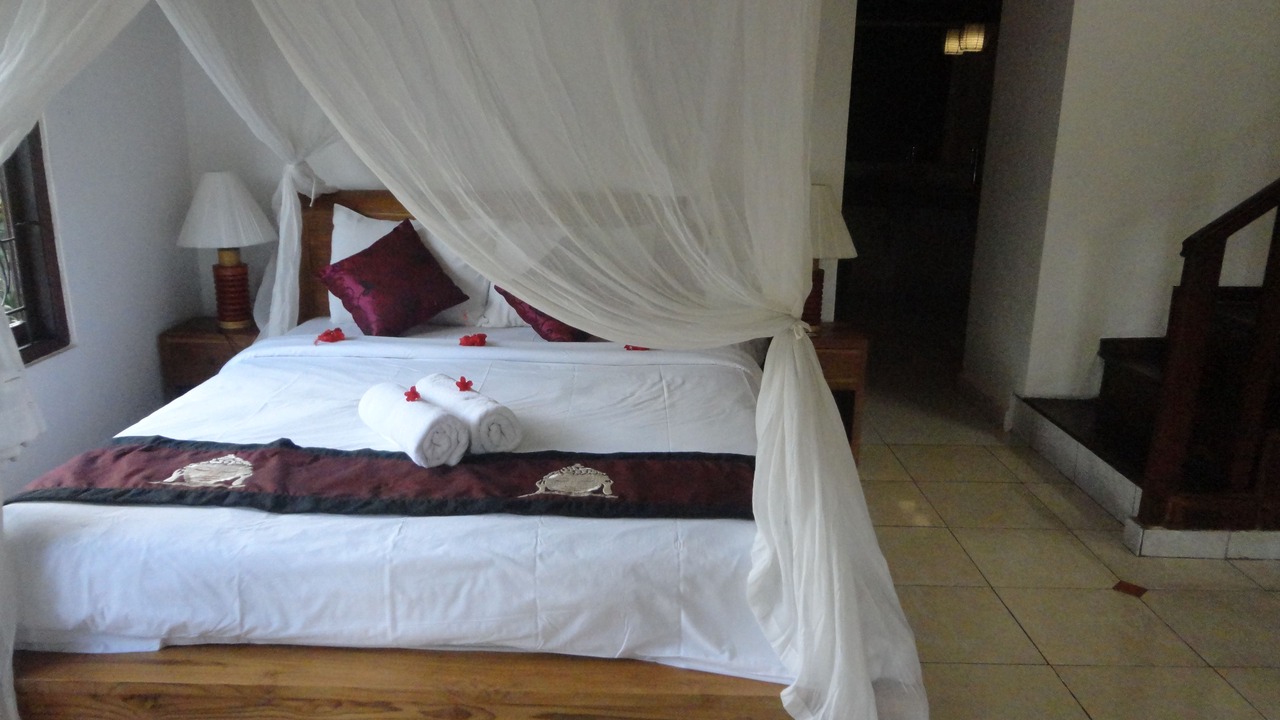 Photo of Bedroom in Drupadi