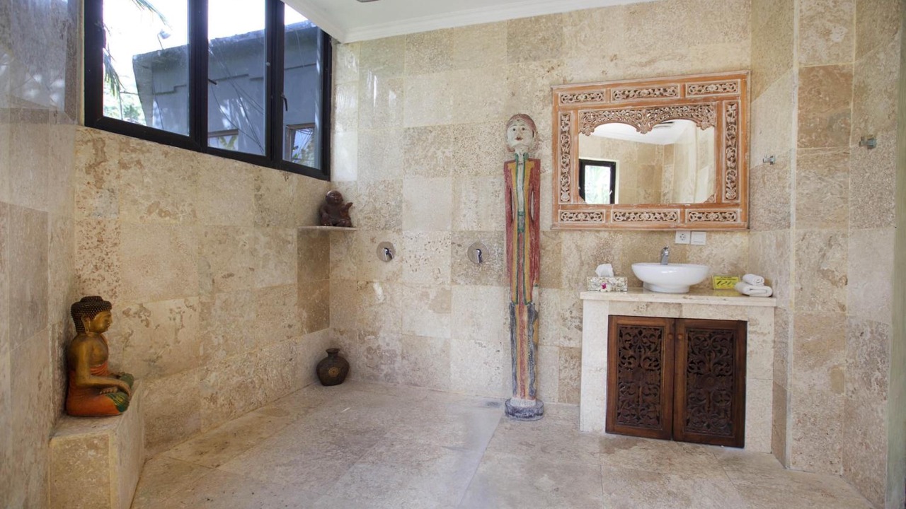 Photo of Bathroom in Candi Dasa