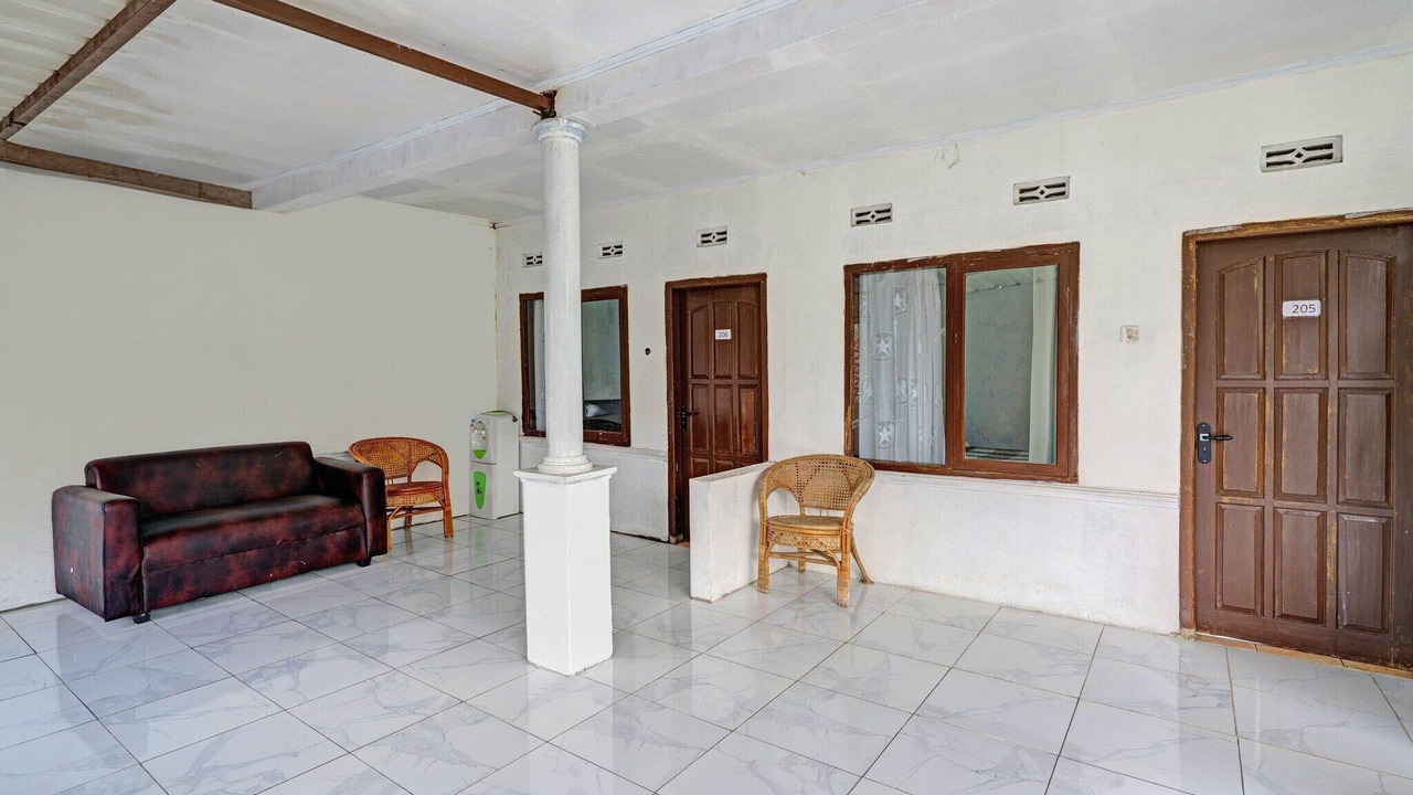 Photo of Others in Laweyan