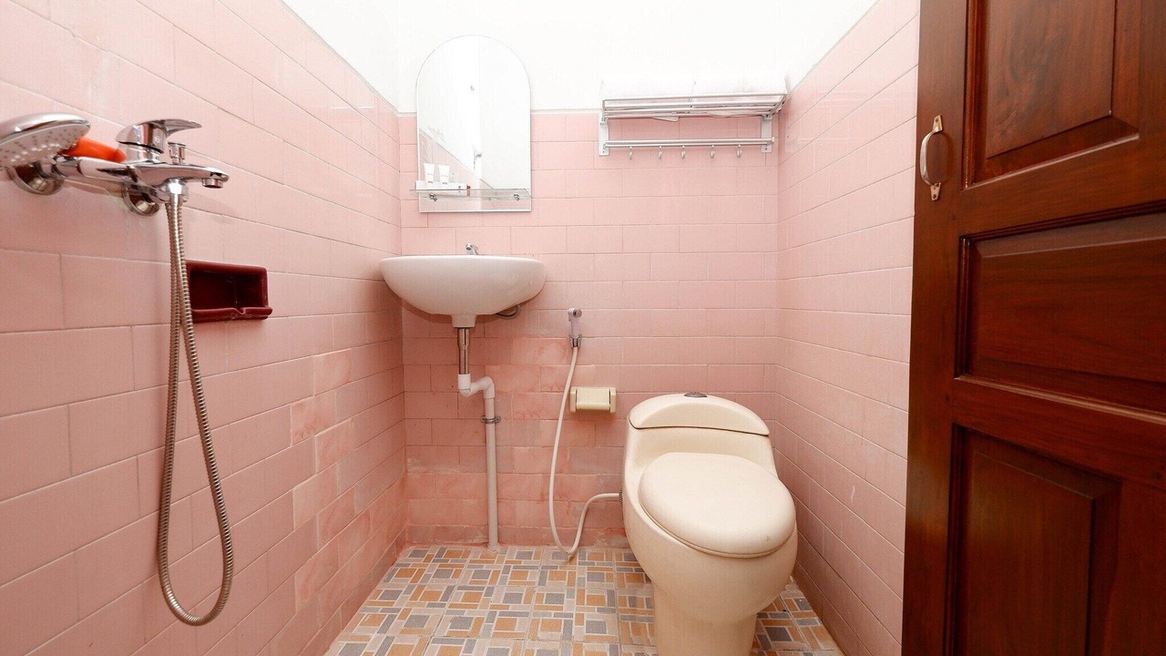 Photo of Bathroom in Laweyan