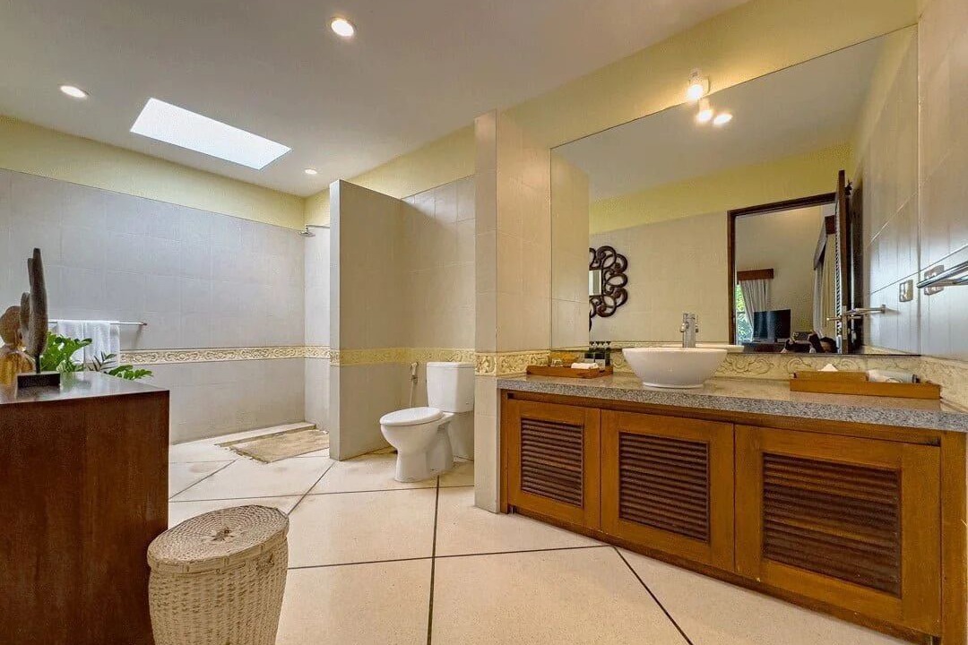 Photo of Bathroom in Drupadi