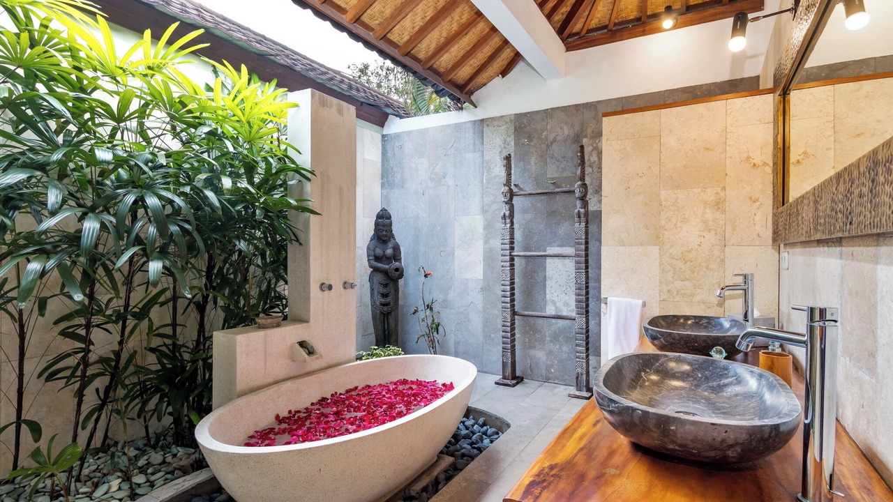 Photo of Bathroom in Drupadi