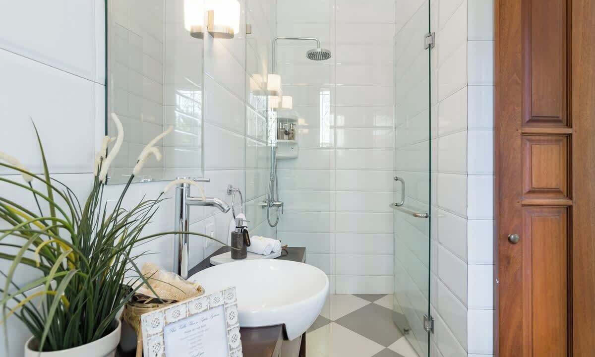 Photo of Bathroom in Laksmana