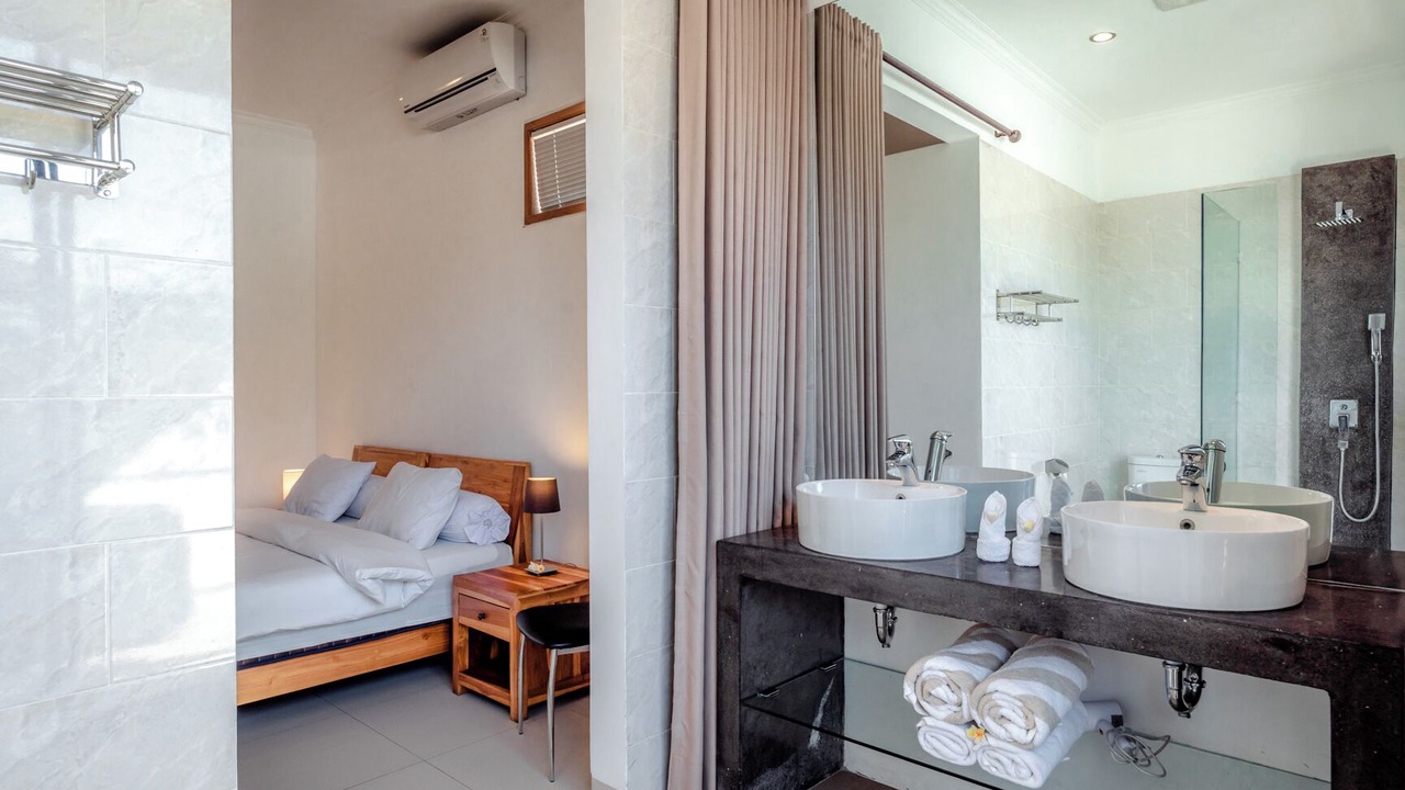 Photo of Bathroom in Dencarik