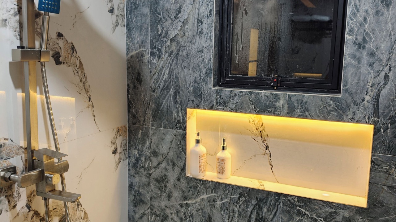 Photo of Bathroom in Candi Binangun