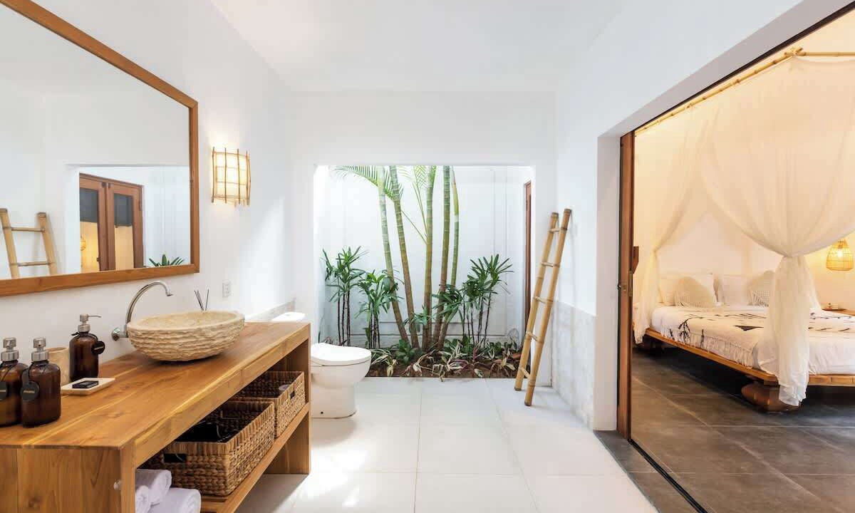 Photo of Bathroom in Laksmana