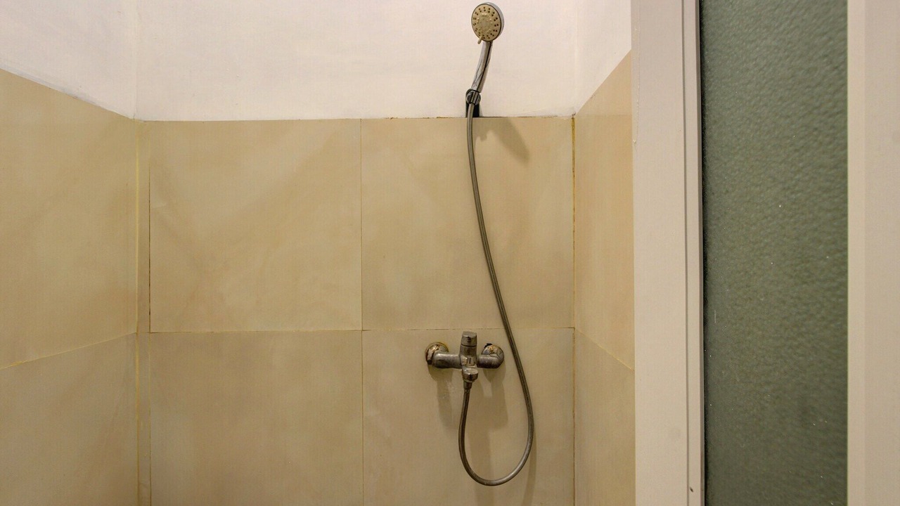 Photo of Bathroom in Kretek