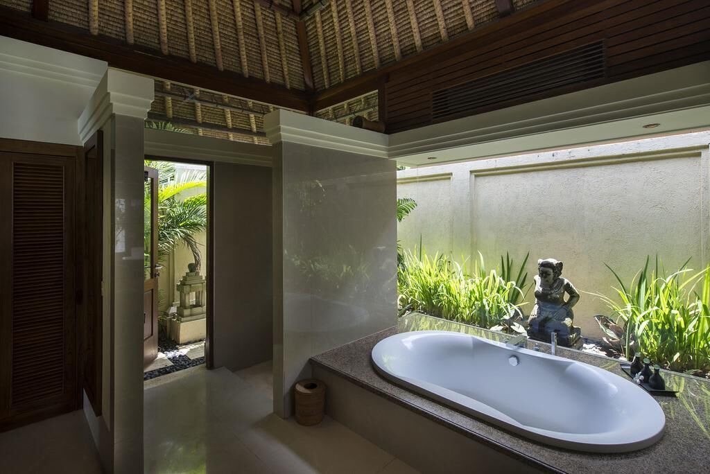 Photo of Bathroom in Mushroom Bay