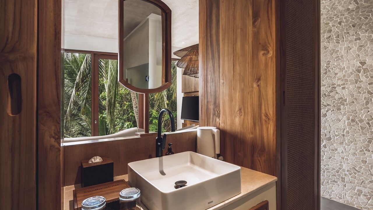 Photo of Bathroom in Petulu