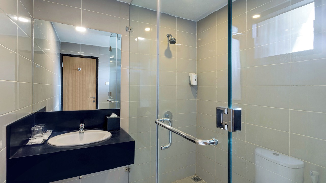 Photo of Bathroom in Sukaraja