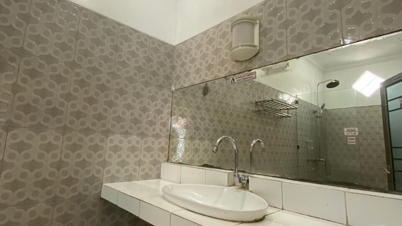 Photo of Bathroom in Sukapura