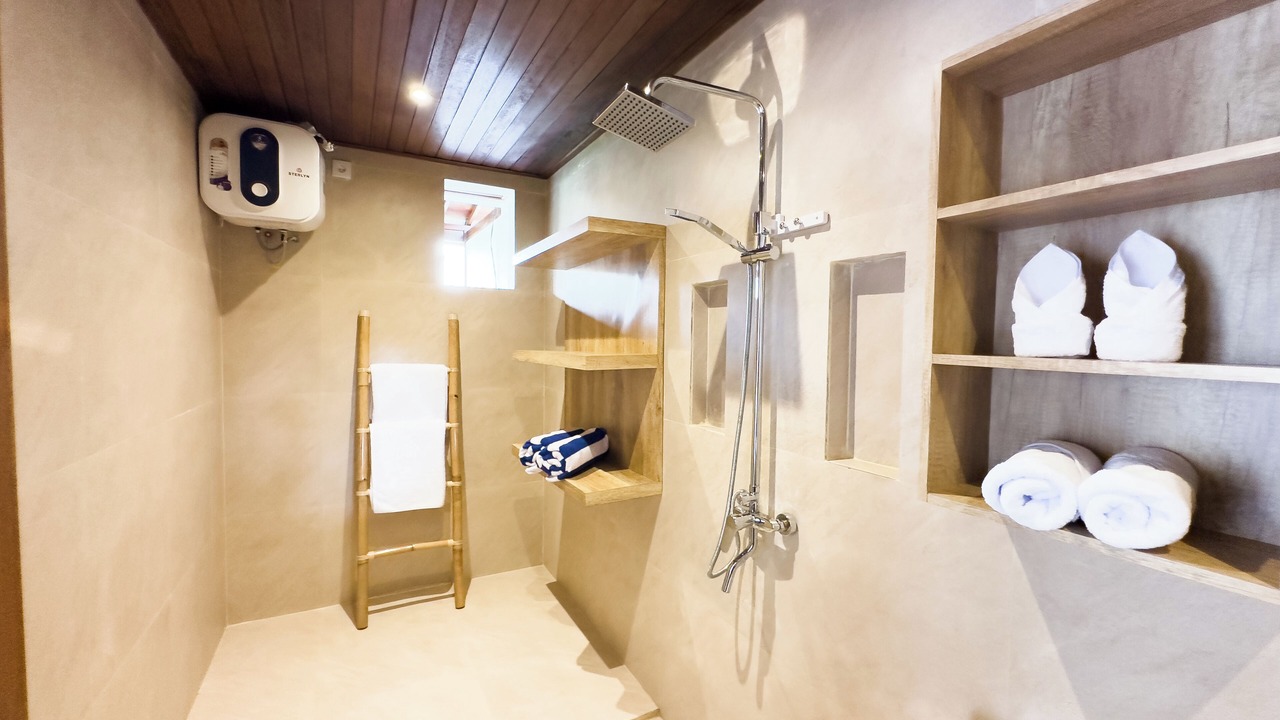 Photo of Bathroom in Petulu