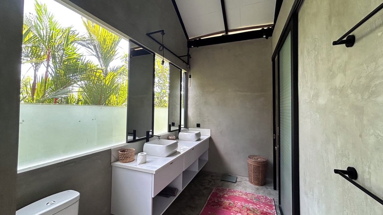 Photo of Bathroom in Pererenan