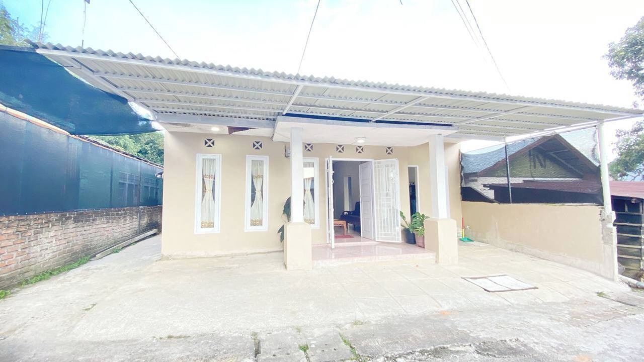 Photo of Bedroom in Bukittinggi