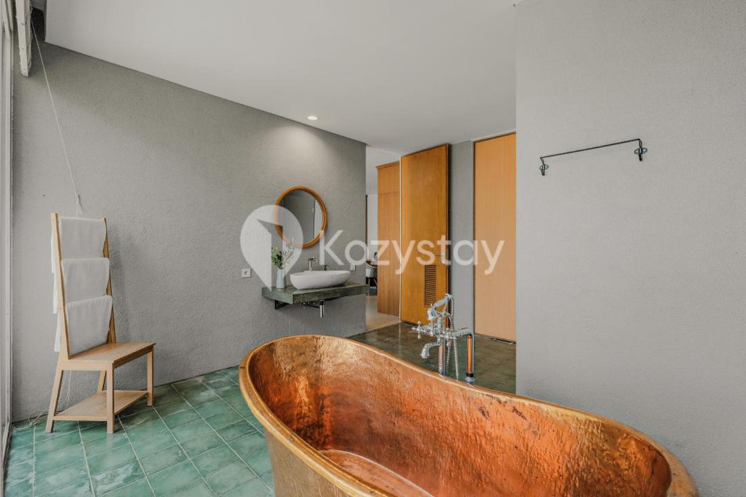 Photo of Bathroom in Ciburial