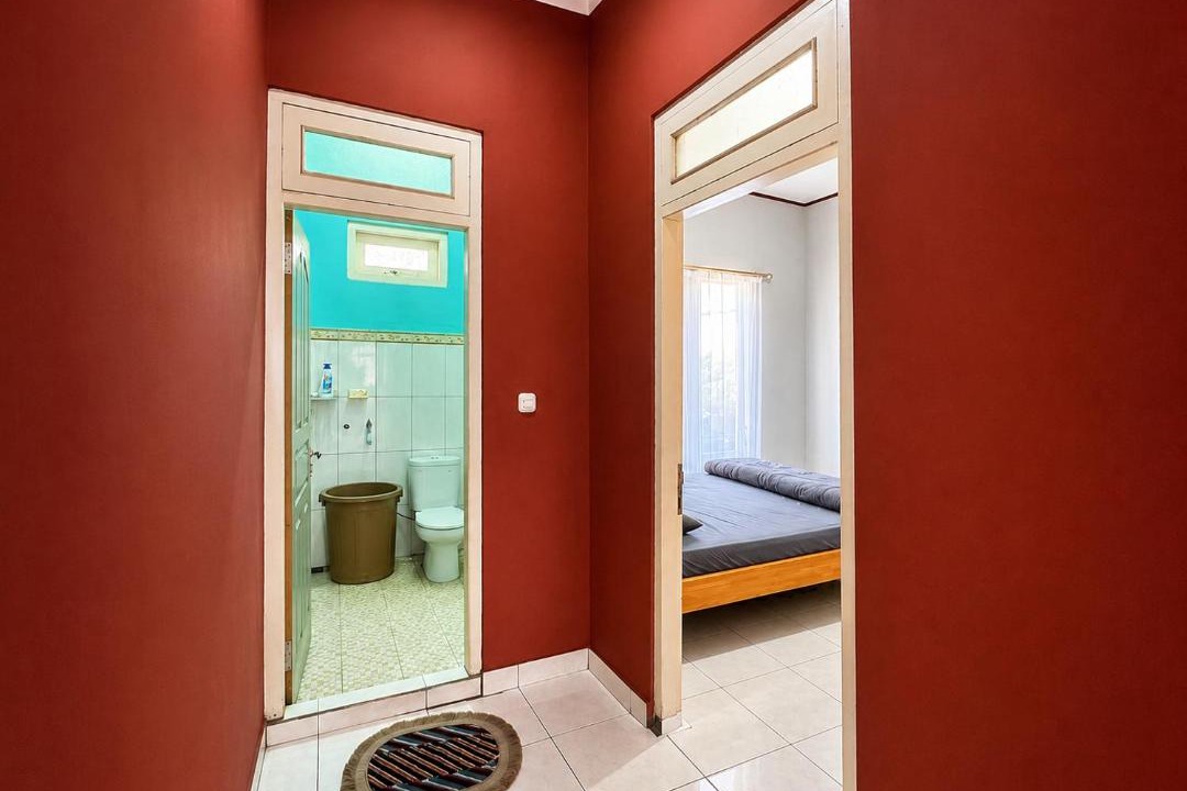 Photo of Bathroom in Ruteng