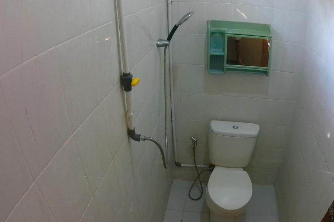Photo of Bathroom in Kalipuro
