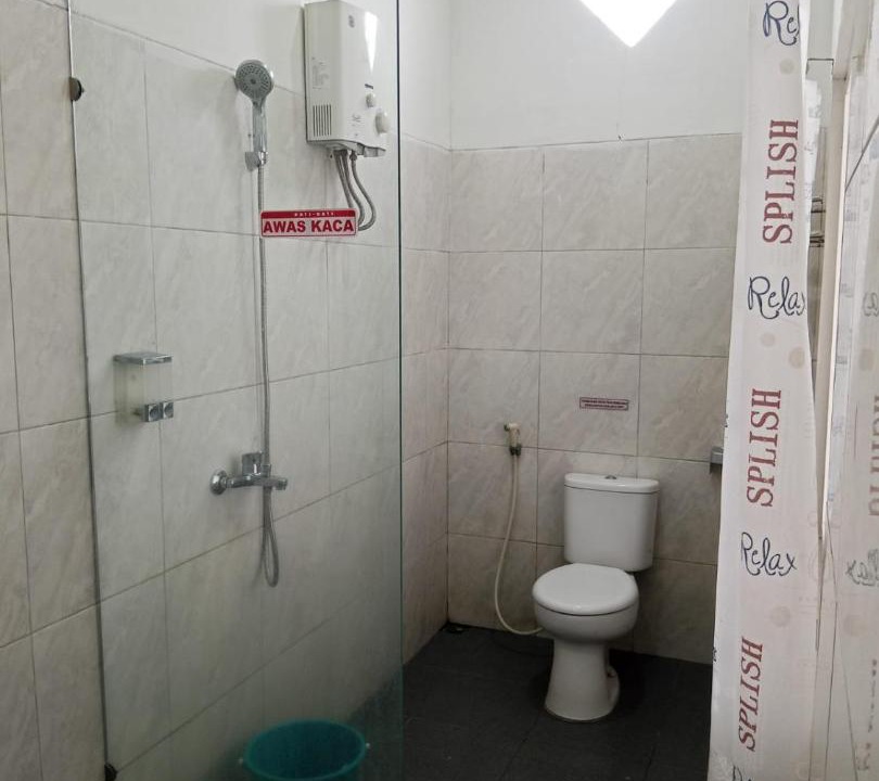 Photo of Bathroom in Sukapura