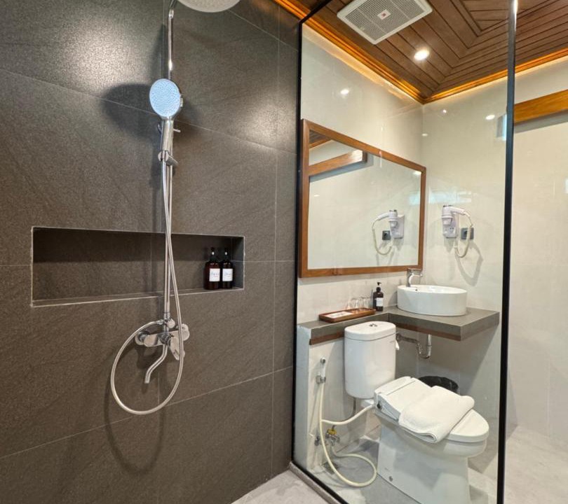 Photo of Bathroom in Waingapu