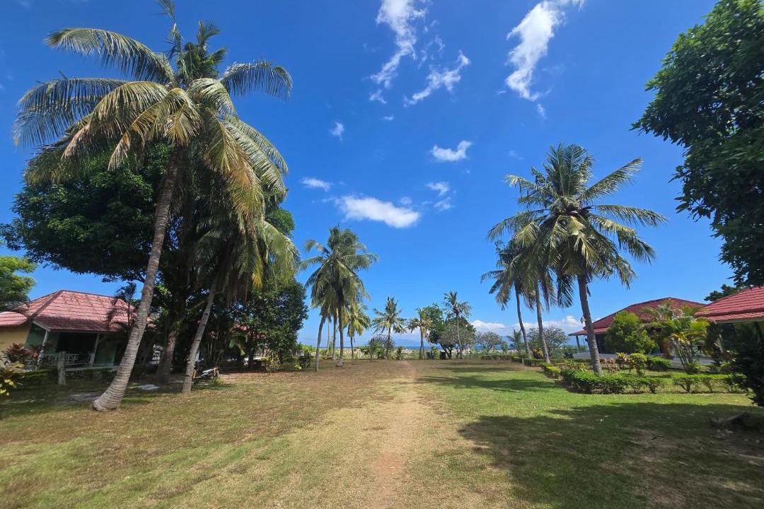 Photo of Others in Hu'u