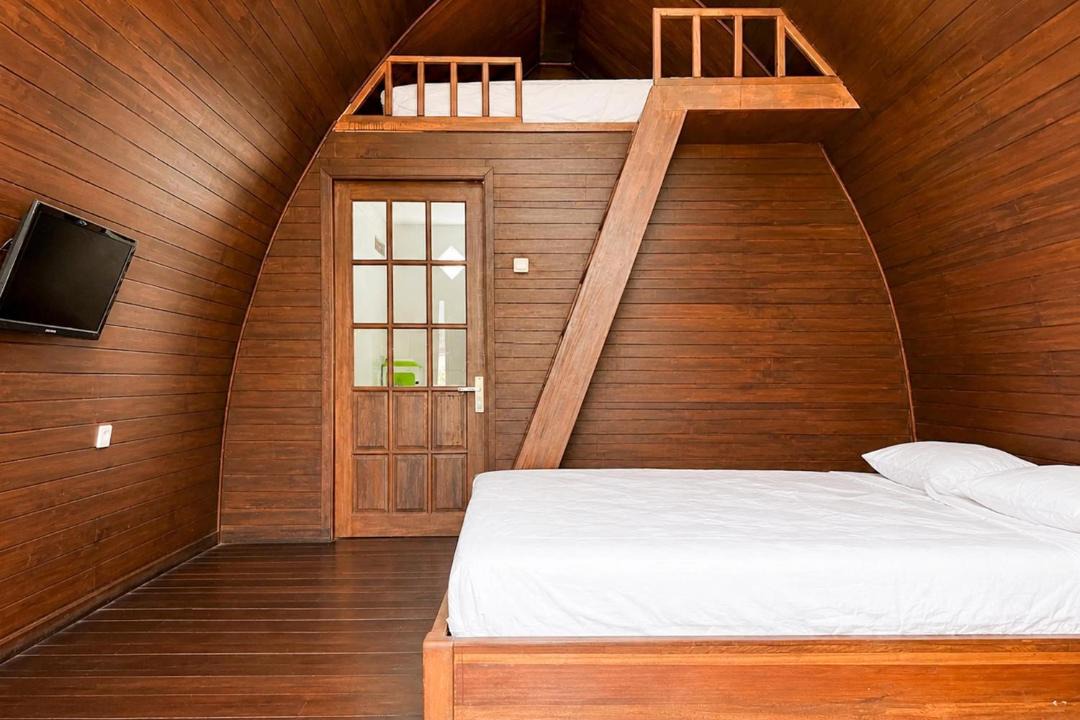 Photo of Bedroom in Pangalengan
