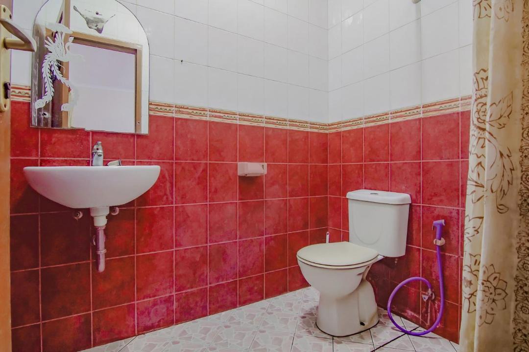 Photo of Bathroom in Mampang Prapatan