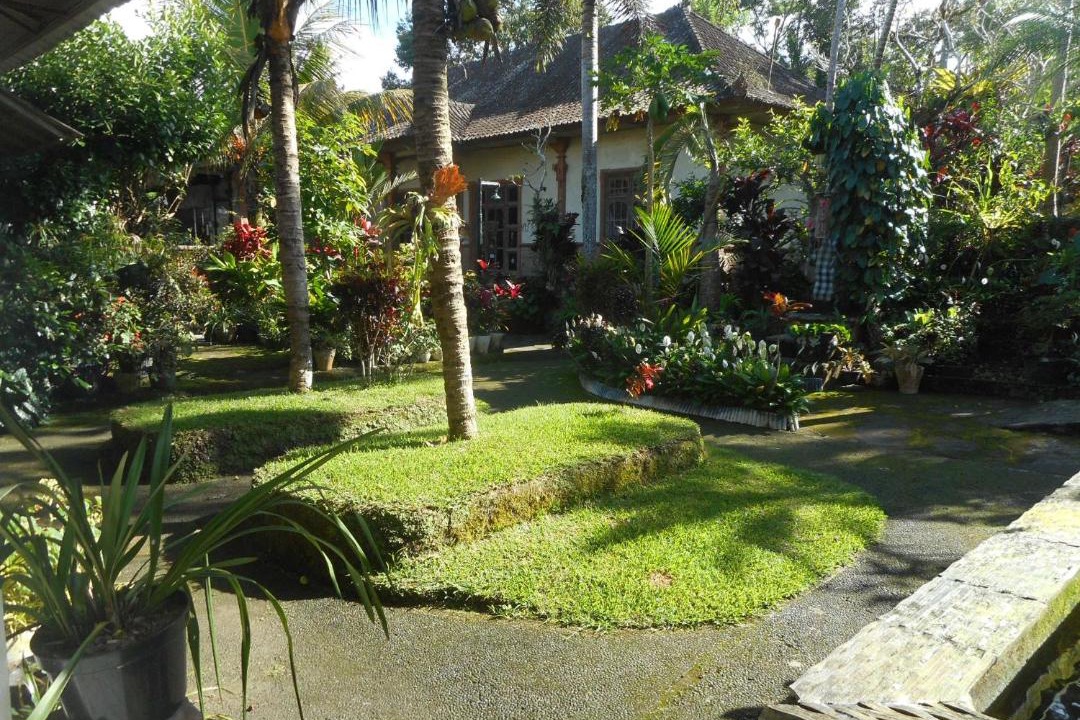 Photo of Others in Besakih