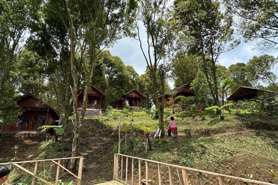 Photo of Others in Munduk