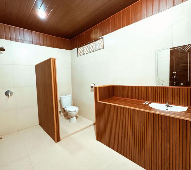 Photo of Bathroom in Bayan