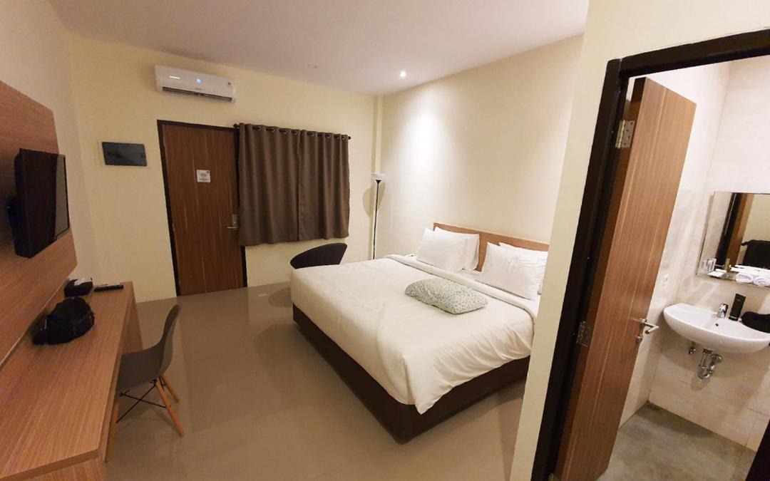 Photo of Bedroom in Nias