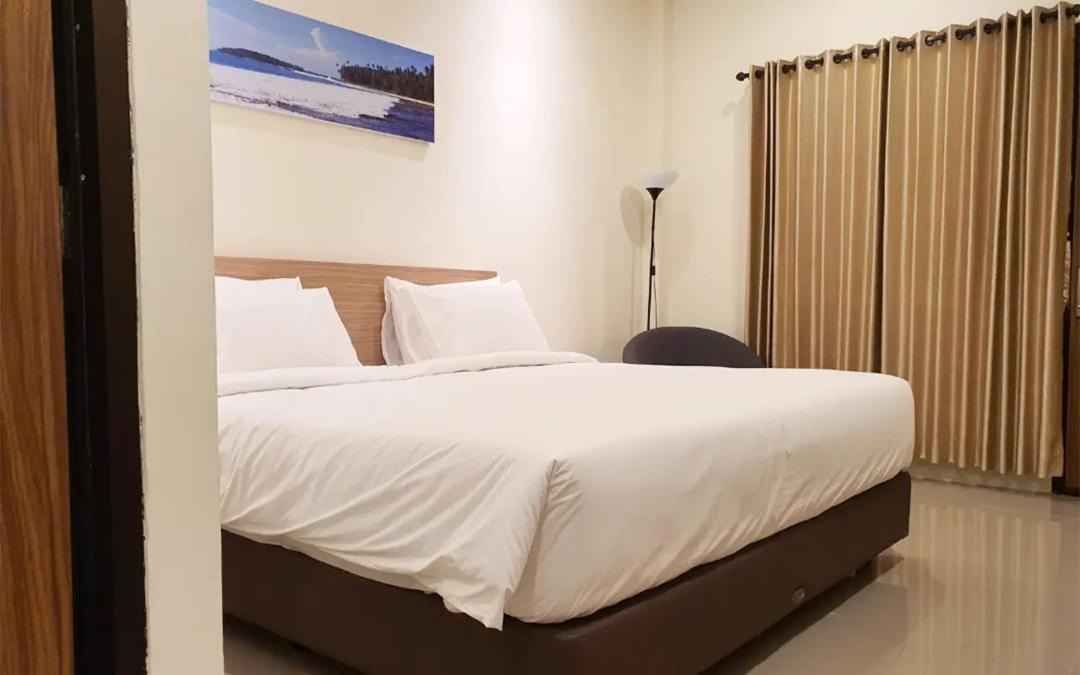 Photo of Bedroom in Nias