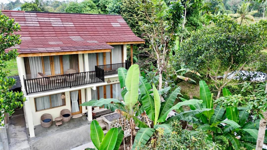 Photo of Others in Tetebatu