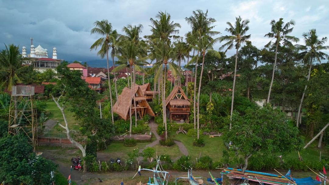 Photo of Others in Medewi
