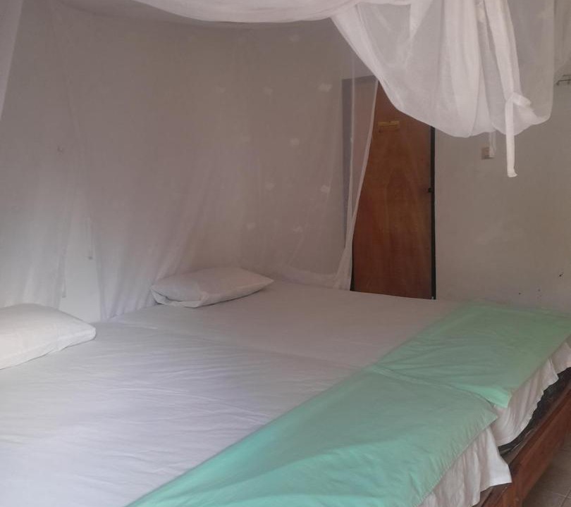 Photo of Bedroom in Rote Island