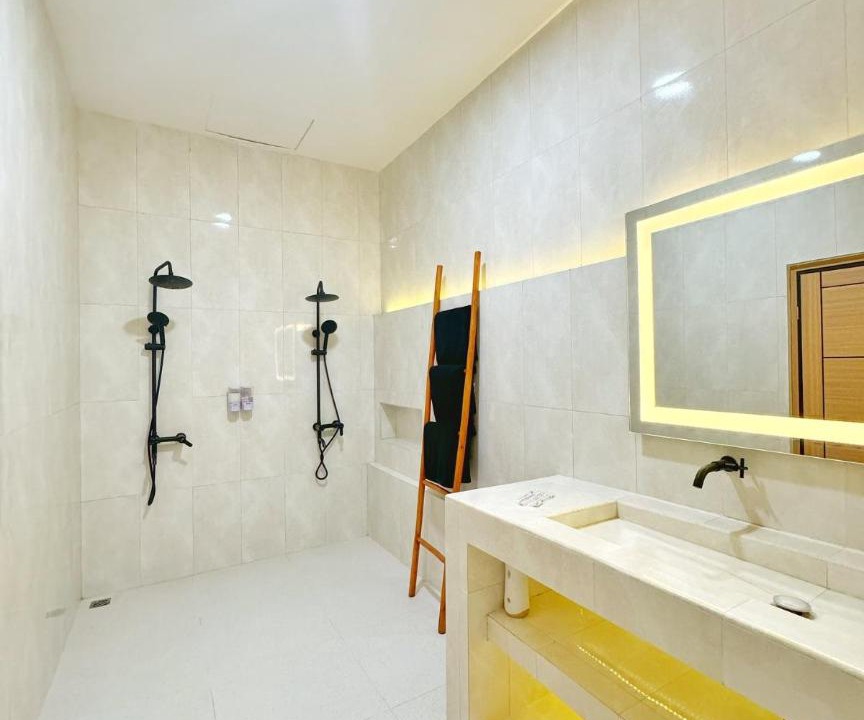 Photo of Bathroom in Cisarua