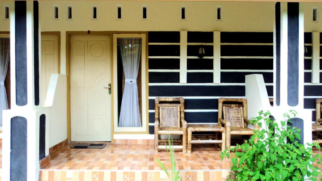 Photo of Buildings in Kecamatan Sembalun