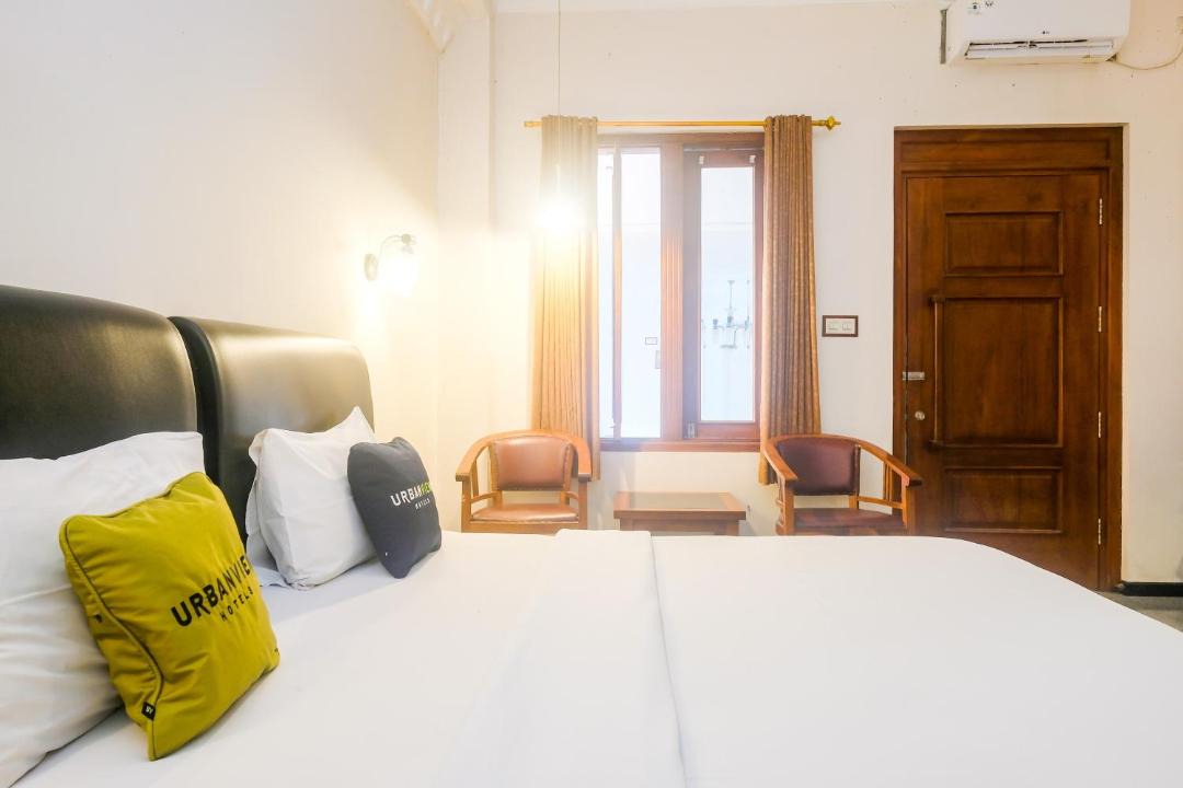 Photo of Bedroom in Wirobrajan