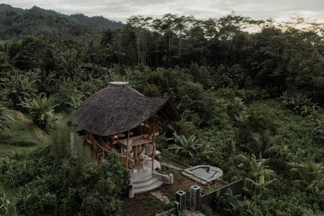 Photo of Others in Selat