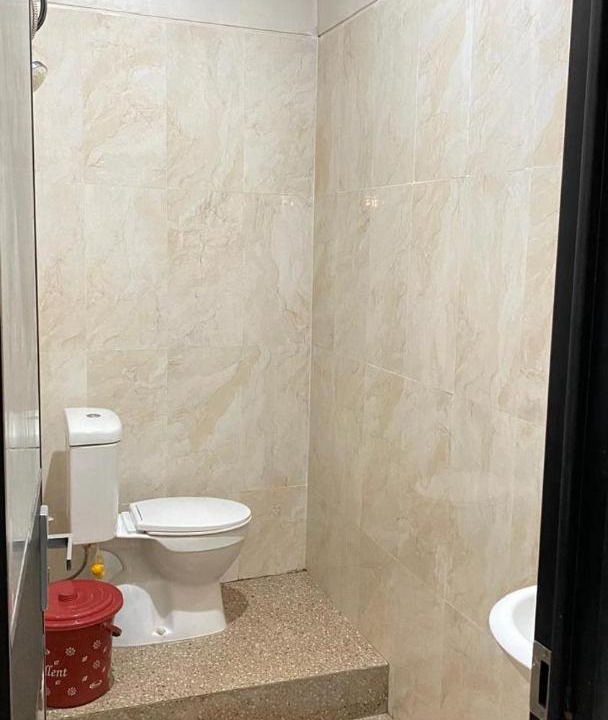 Photo of Bathroom in Metro