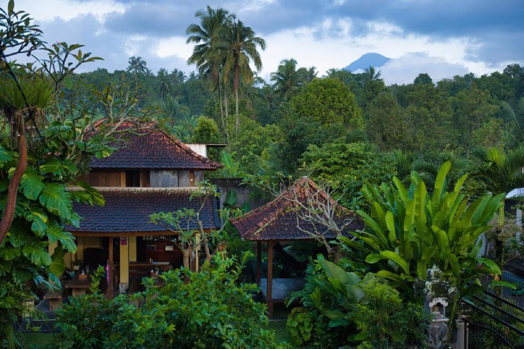 Photo of Others in Munduk